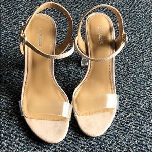 Goes with any outfit! Clear heels and strap